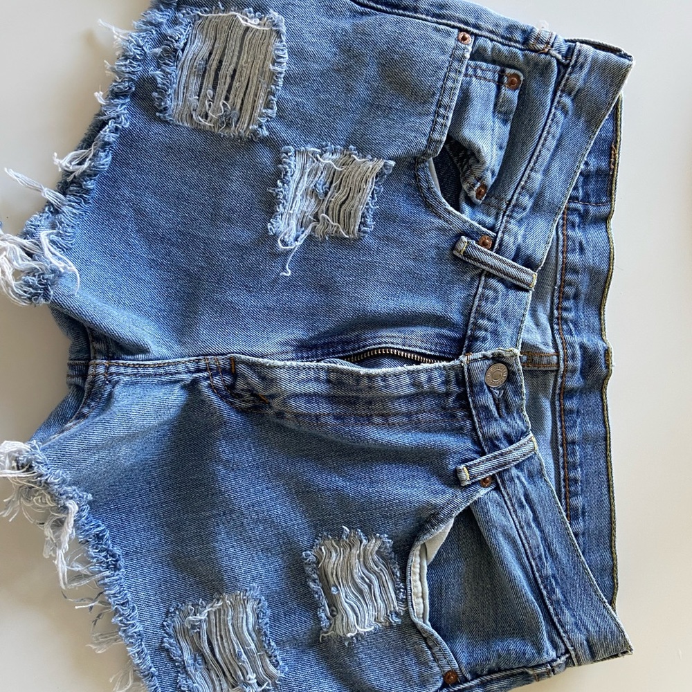 Levi’s denim shorts